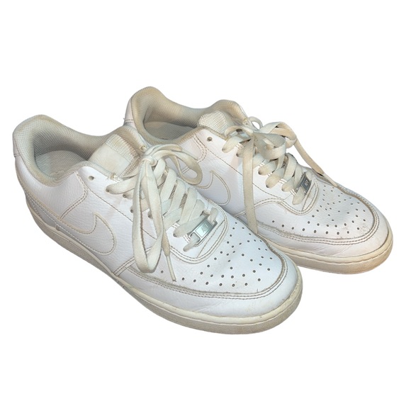 Nike Shoes - Nike Women’s Air Force 1’s Sneakers Size US 9